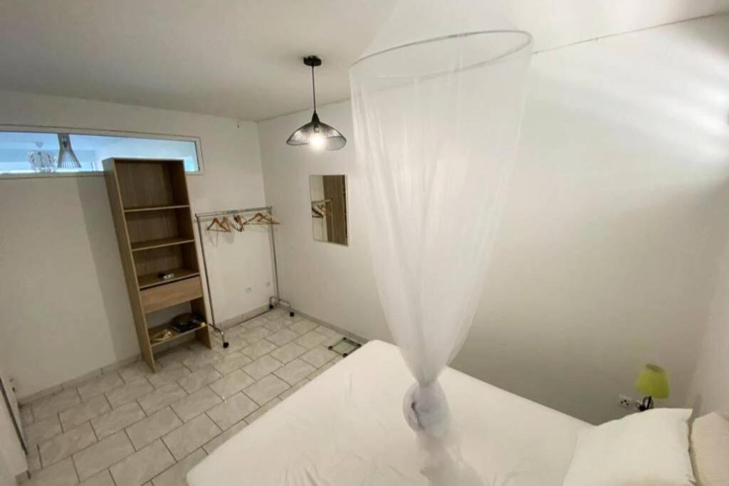 Charmant Appartement Avec Piscine Le Robert Luaran gambar