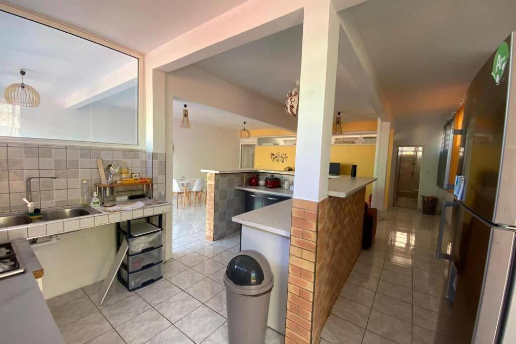 Charmant Appartement Avec Piscine Le Robert Luaran gambar